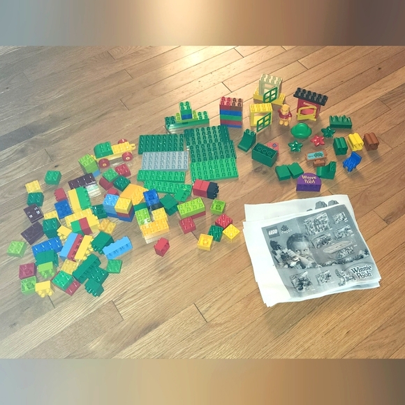 LEGO DUPLO WINNIE THE POOH PIECES 2985 & 2983 INCOMPLETE SET PARTS TREEHOUSE - Picture 2 of 16